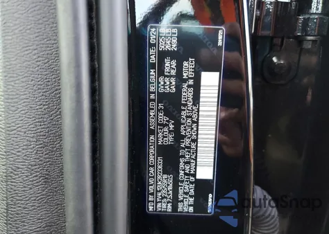 2024 Volvo Xc40 Core z USA, uszkodzony, nr VIN YV4L12UK2R2336331